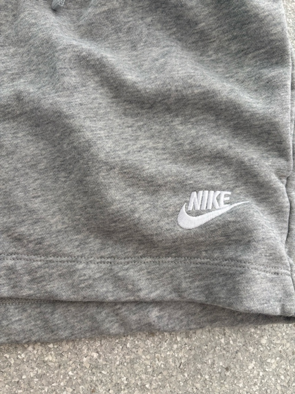 Nike Sportswear Club Fleece shorts size xs - Picture 4 of 4